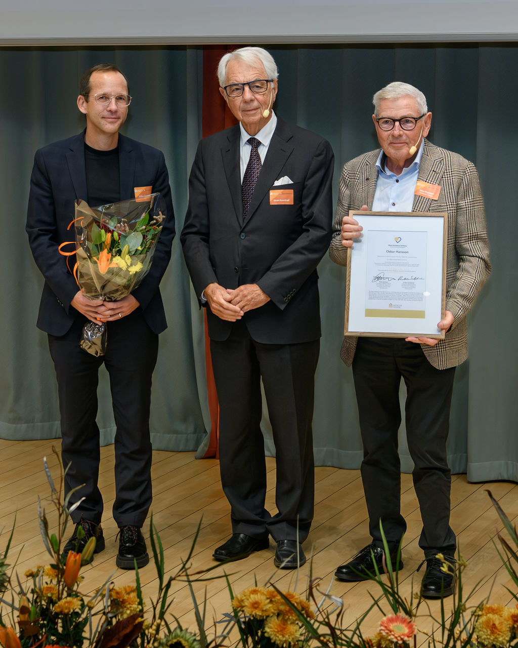 Oskar Hansson med Göran Grosskopf och Mats Paulsson.jpg